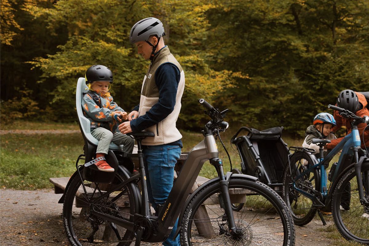 Focus Aventura2 FS 6.7 E-Bike with a cargo child seat at the back | Electric Bikes Brisbane