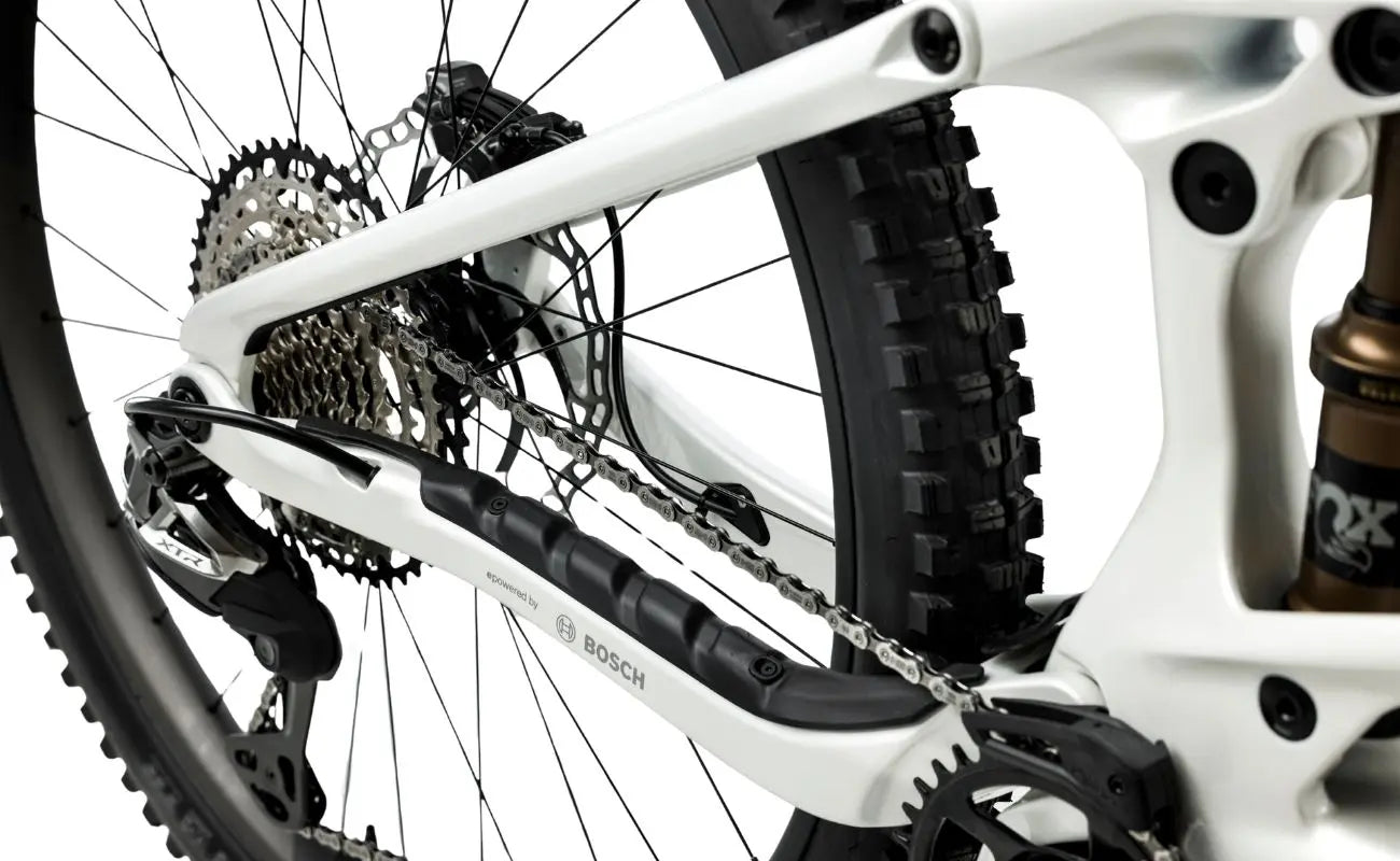Orbea Wild TR M-Team Shimano XTR drivetrain and 12-speed cassette detail