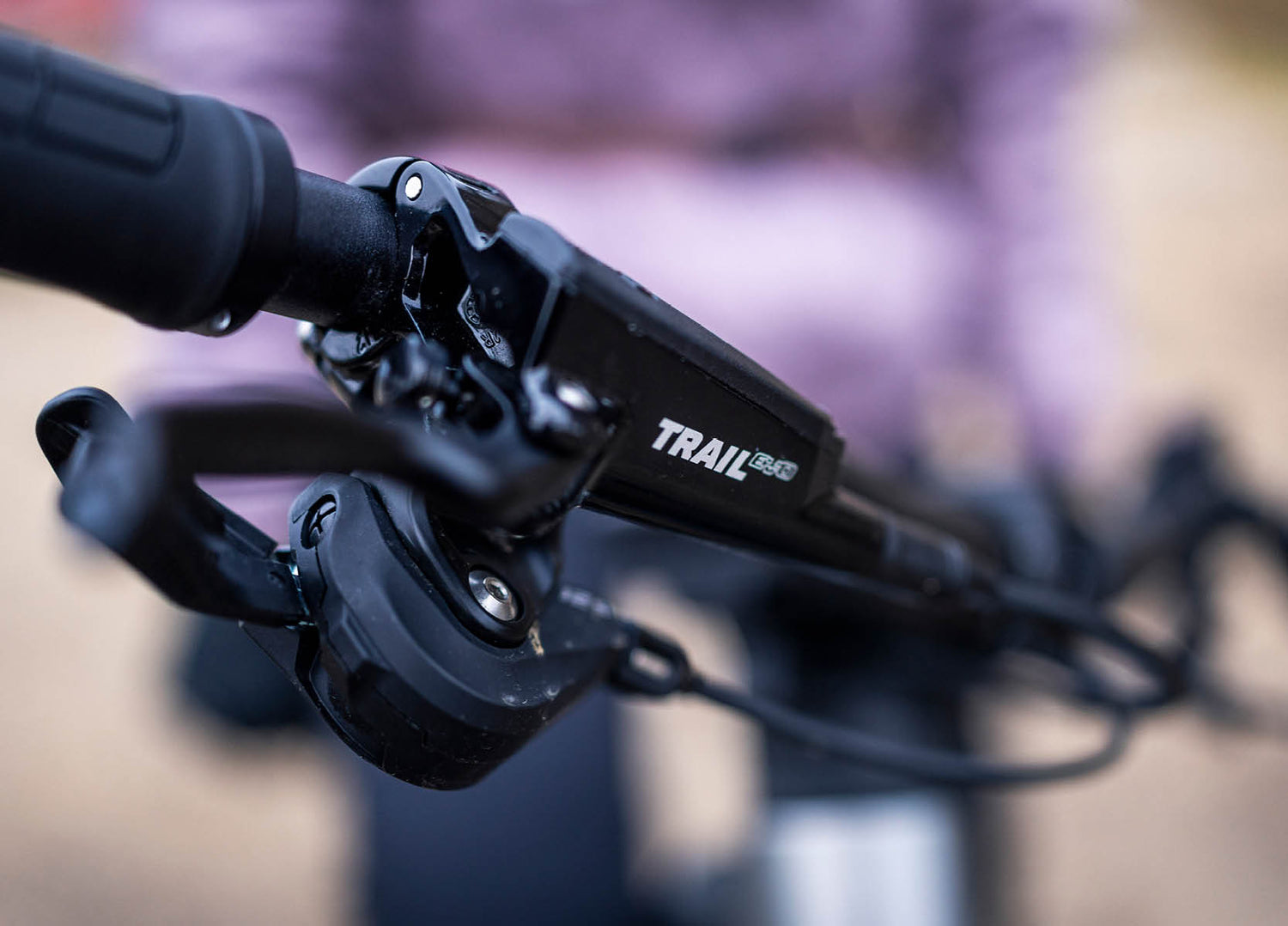 Close-up of the TRP Trail EVO brake lever on the F26 Focus Thron2 6.8 ABS electric ountain bike